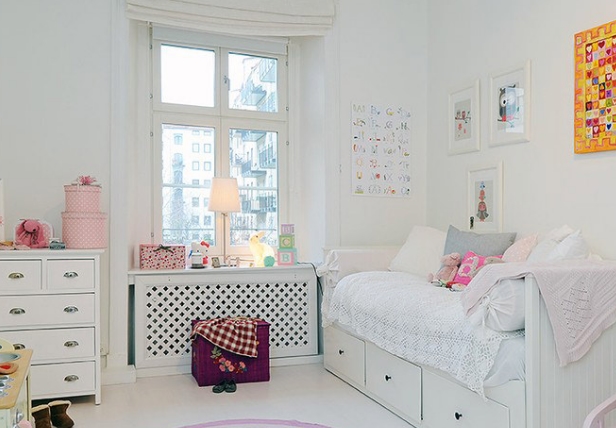 Дизайн детской комнаты в белом цвете